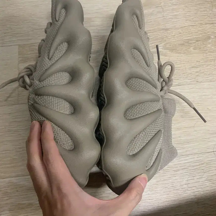 [BUNJANG] Adidas Yeezy 450 Stone Flax (Size 260) Sneakers / 이지 450 스톤플랙스 (260)