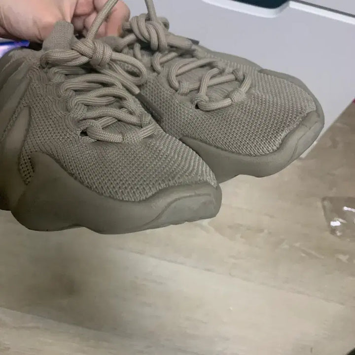 [BUNJANG] Adidas Yeezy 450 Stone Flax (Size 260) Sneakers / 이지 450 스톤플랙스 (260)