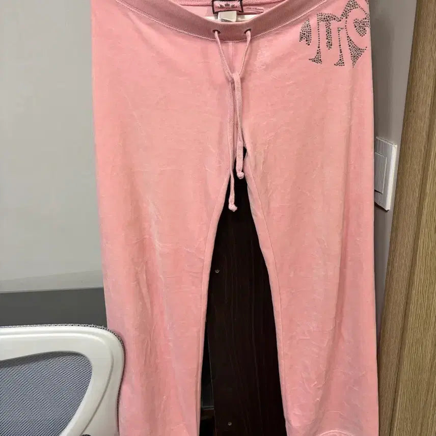 [SOLD OUT] 쥬시꾸뛰르 벨벳 트레이닝복
