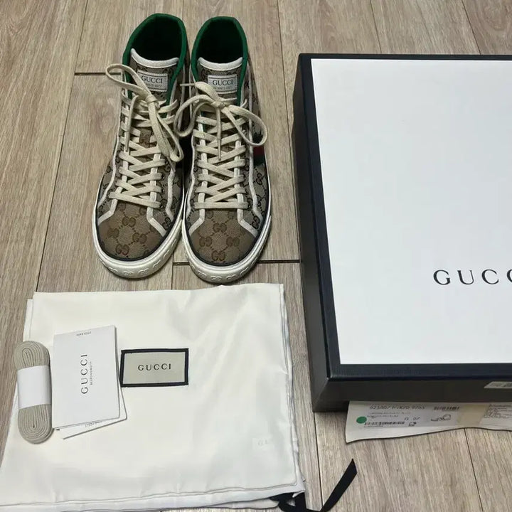 [SOLD OUT] 구찌 테니스 1977 GG 스니커즈