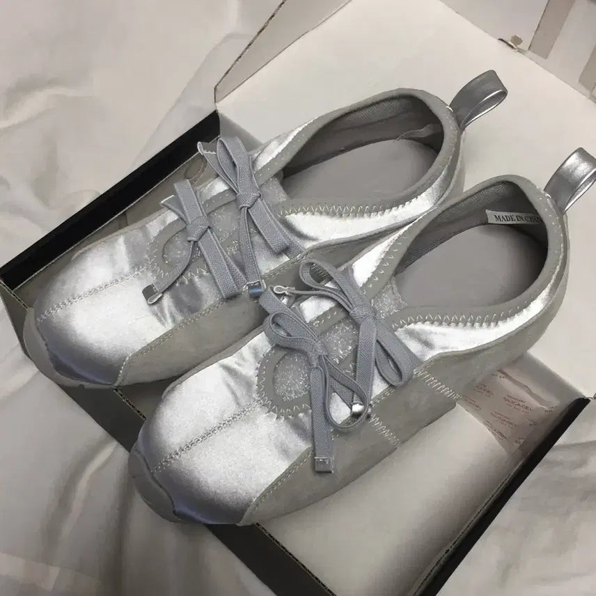 [BUNJANG] Mary Jane Shoes Silver 245 / 미착용 새제품 메리제인 슈즈 실버 245