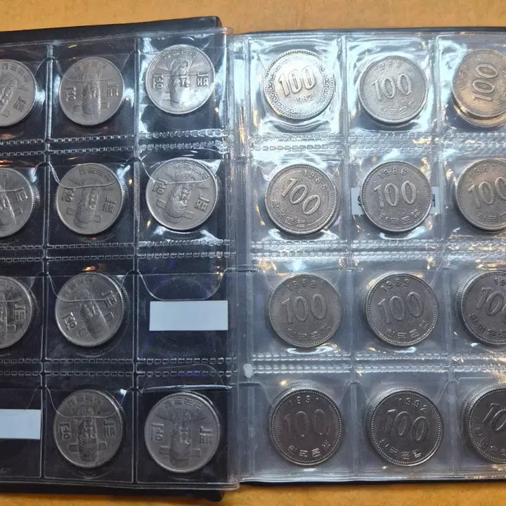 [BUNJANG] 100 Won Coin Collection Album (1970-2019, 48 Types) / 100원 줄세우기 앨범 (1970-2019년 48종)