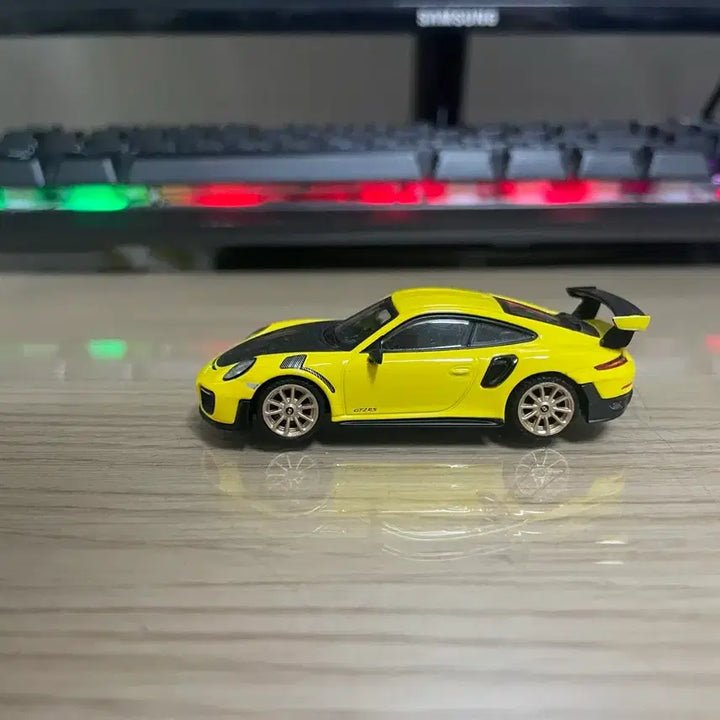 [SOLD OUT] 미니지티 포르쉐 911 gt2RS