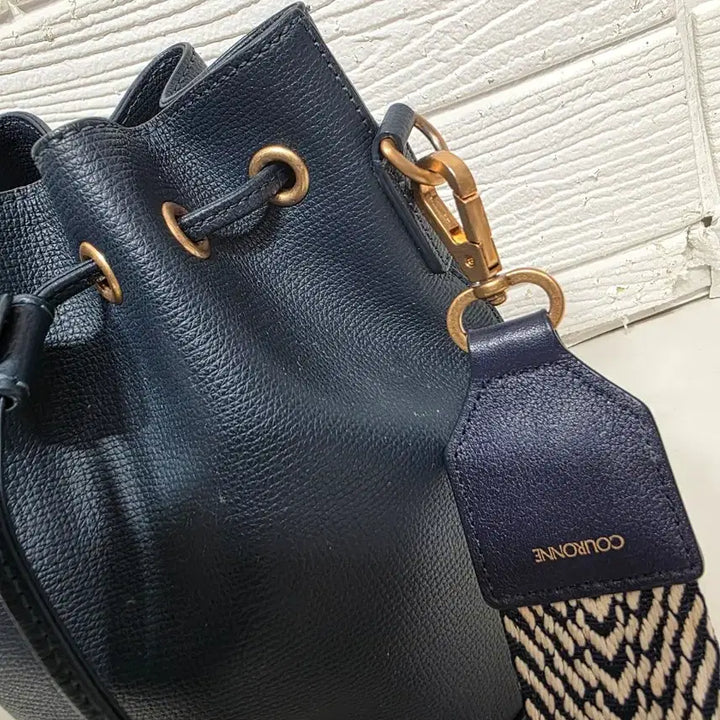 [BUNJANG] Couronne Bucket Bag Navy / 내스딸) 쿠론 복조리백