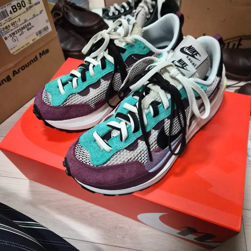 [BUNJANG] Nike x Sacai Vaporwaffle Villain Red Sneakers / 나이키 사카이 베이퍼와플 빌런레드 265 풀박스