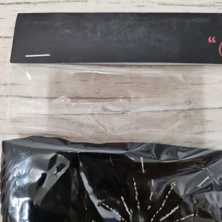 [SOLD OUT] 미개봉 레드벨벳 red velvet Chill Kill 파우치 새상품