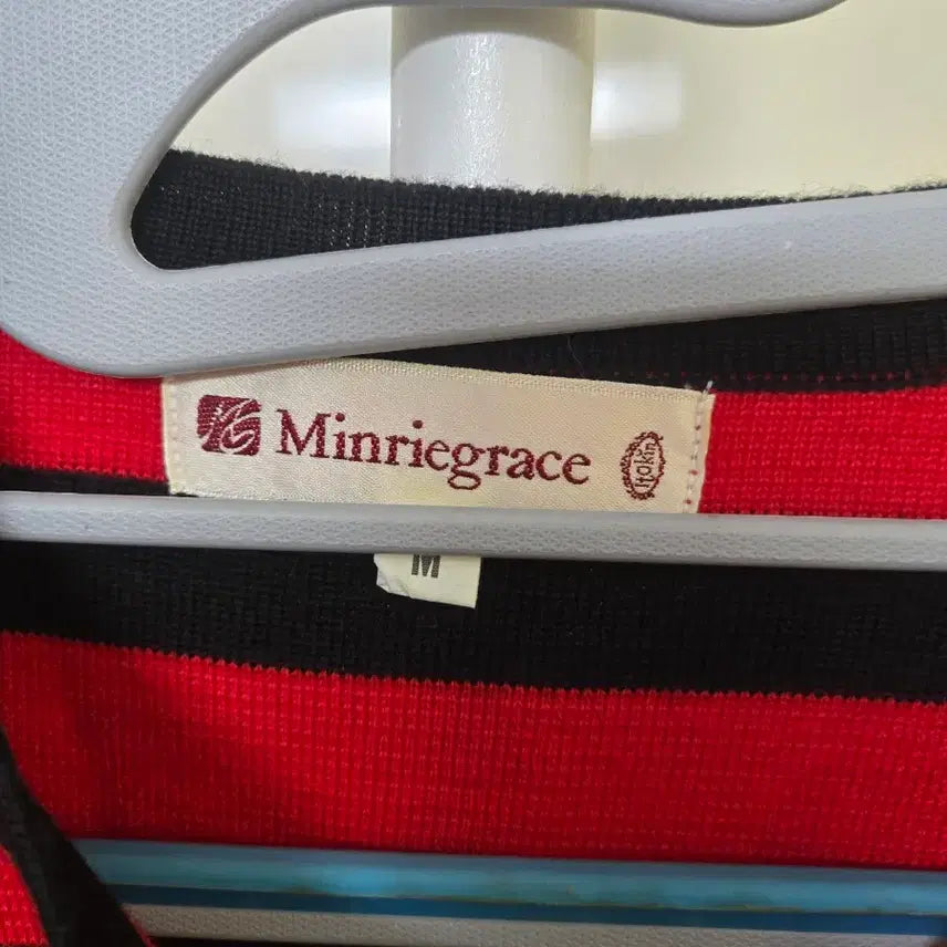 [BUNJANG] Mintricgrace Red and Black Striped Cardigan / Mintricgrace 레드 블랙 스트라이프 가디건