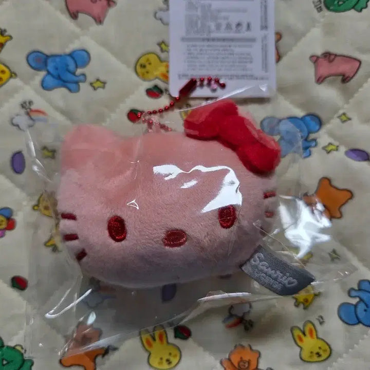 [BUNJANG] Red Kitty Face Bag Charm / 레드 키티 얼굴 가방고리