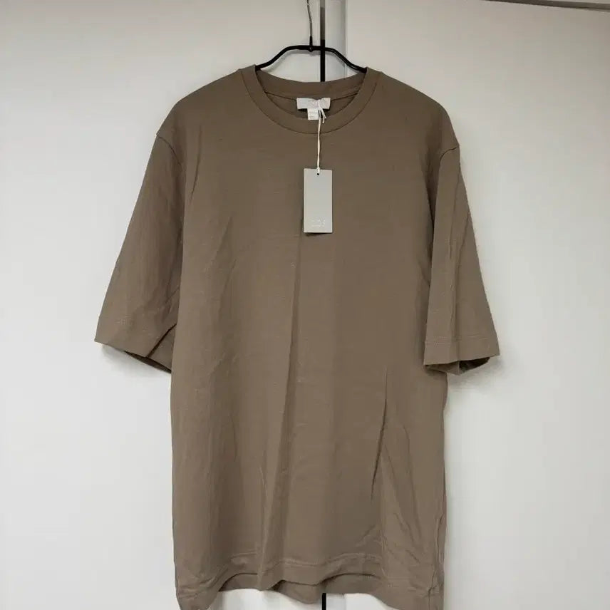 [BUNJANG] COS Brown Short-Sleeve T-Shirt - M / [새제품] COS 코스 브라운 반팔 티셔츠 - M
