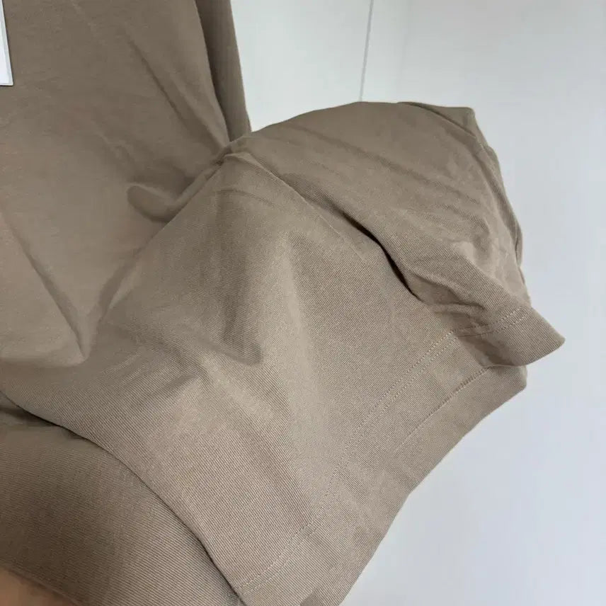 [BUNJANG] COS Brown Short-Sleeve T-Shirt - M / [새제품] COS 코스 브라운 반팔 티셔츠 - M