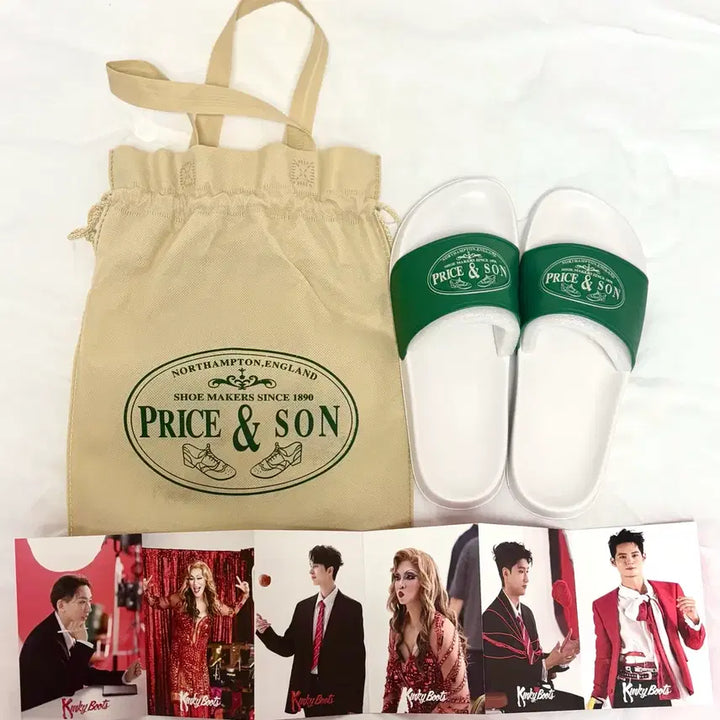 [BUNJANG] Kinky Boots Price &amp; Son Slippers + Accordion Postcard / 일괄) 뮤지컬 킹키부츠 PRICE&amp;SON 슬리퍼 + 아코디언 엽서
