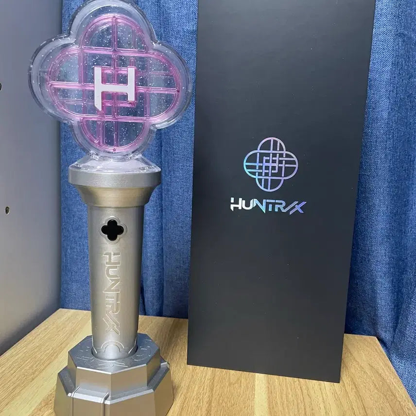 [SOLD OUT] 케데헌 헌트릭스 응원봉
