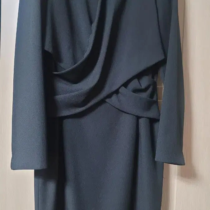 [BUNJANG] S.Solezia Black Drape Dress / 에쓰쏠레지아 블랙 드레이프 원피스 66size(드라이완료)