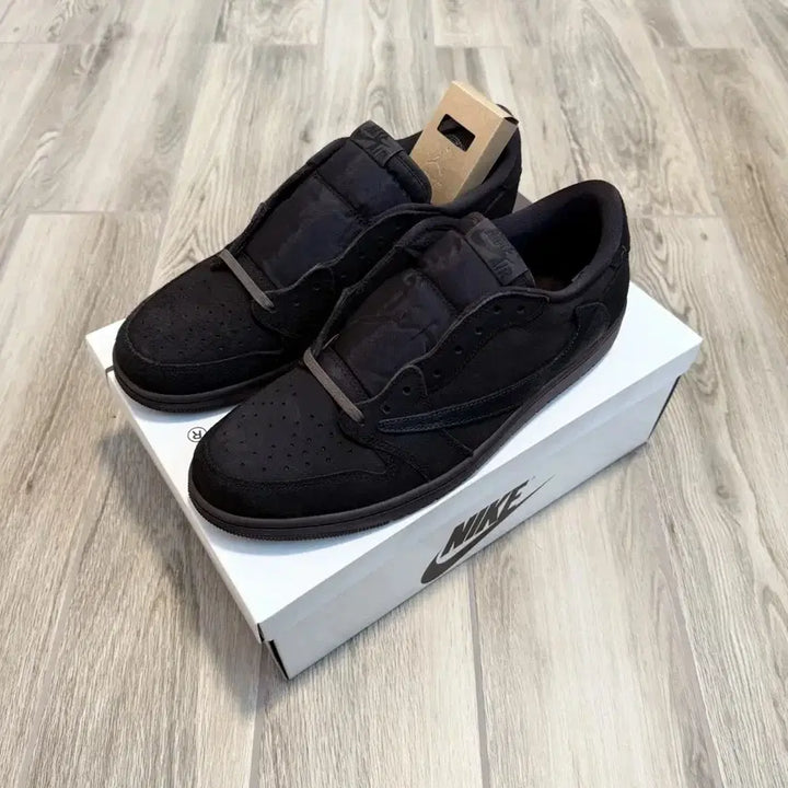 [BUNJANG] Air Jordan 1 Low Travis Scott Velvet Brown US 11 / 조던 1 로우 트래비스 스캇 벨벳 브라운 [290]