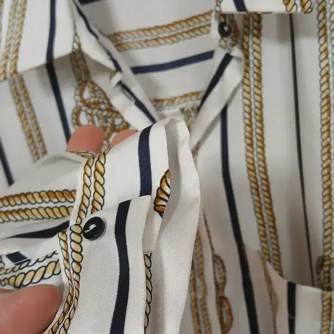 [BUNJANG] ZARA Striped Shirt - M Size / 자라 스트라이프 셔츠 M사이즈