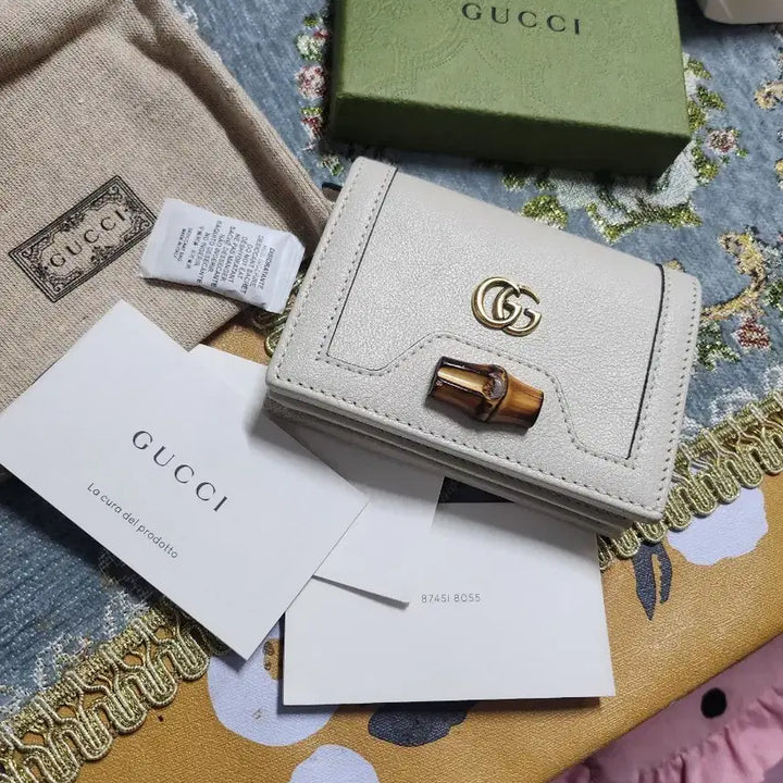 [BUNJANG] Gucci Bamboo Accent Bi-Fold Wallet / 새상품  정품  구찌 대나무  장식 반지갑 가격조정가능연락주세요