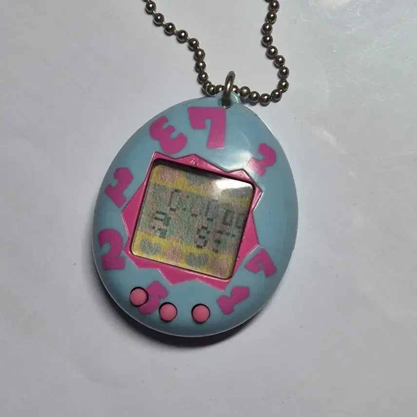 [BUNJANG] Bandai Tamagotchi Keychain - Classic Edition / 고전 다마고치 키링 - 진짜 다마고치