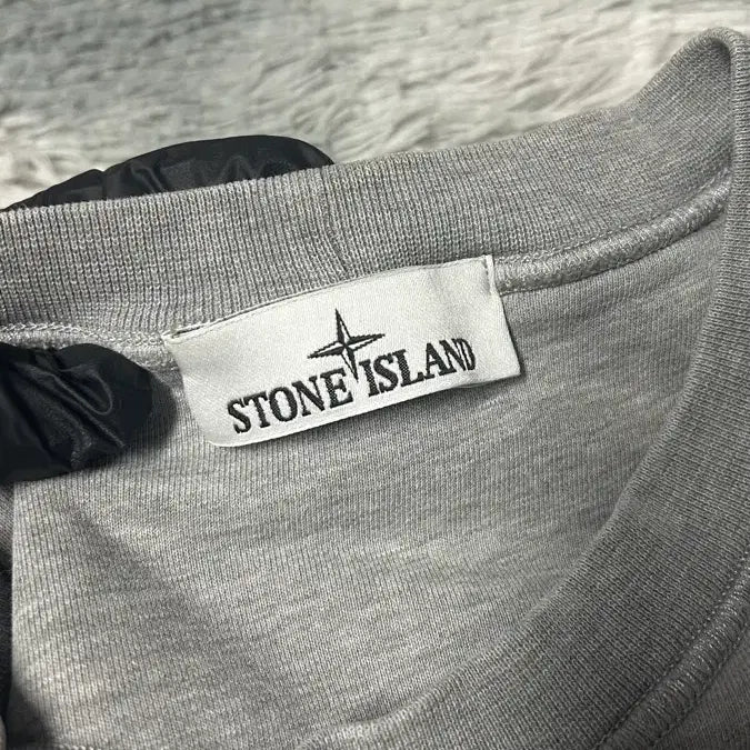 [SOLD OUT] [XL size] 스톤아일랜드 맨투맨 그레이