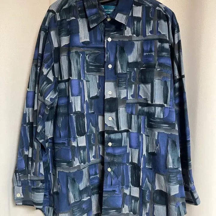 [BUNJANG] DOUX DOUCE Vintage Patterned Shirt / 유니크한 빈티지 셔츠
