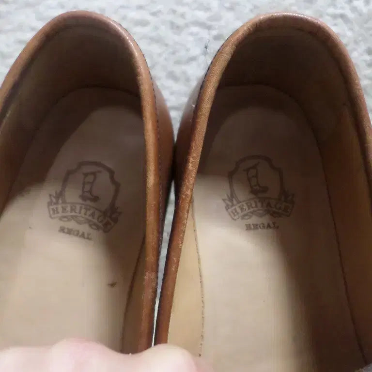 [BUNJANG] Heritage Regal Brown Penny Loafers / 후루룩구제 255 헤리티지 리갈 브라운 페니로퍼 구두 중고 신발