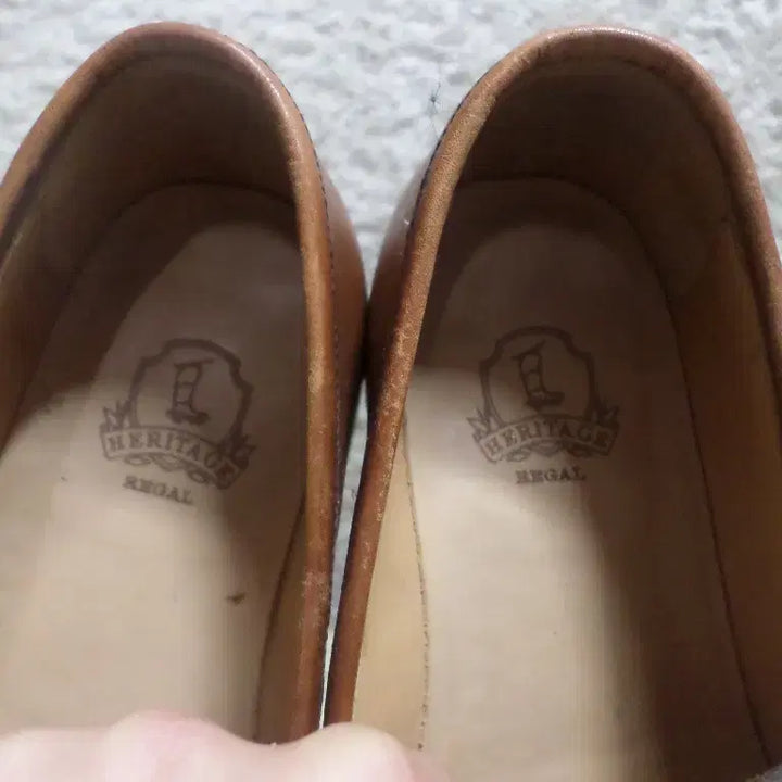 [BUNJANG] Heritage Regal Brown Penny Loafers / 후루룩구제 255 헤리티지 리갈 브라운 페니로퍼 구두 중고 신발
