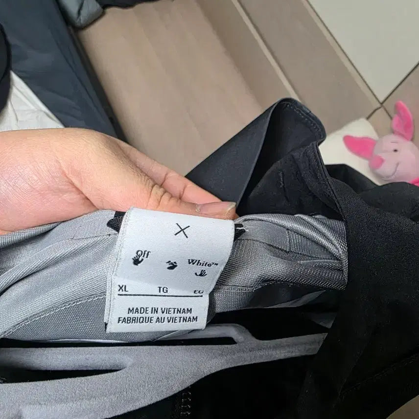 [BUNJANG] Nike x Off-White NRG Gore-Tex Jacket Black XL / XL 나이키 x 오프화이트 NRG 고어텍스 자켓 블랙 - 아시아