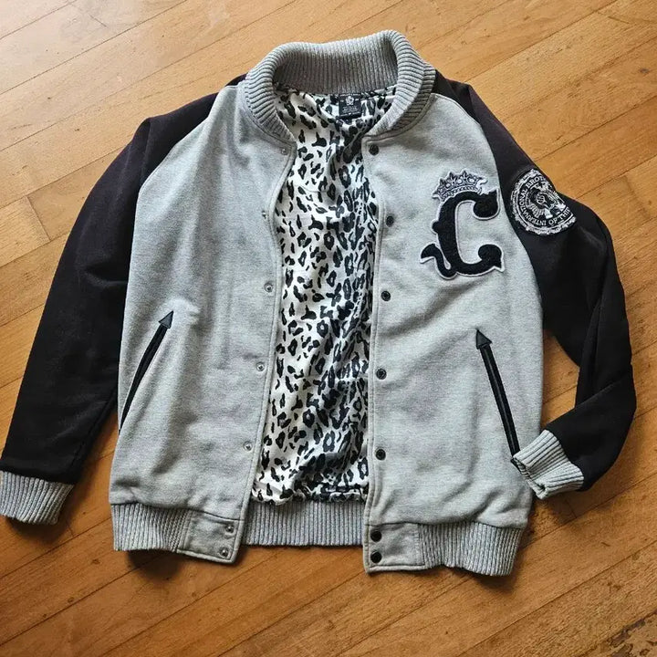 [BUNJANG] Crooks &amp; Castles Stadium Jacket / 크룩스앤캐슬자켓