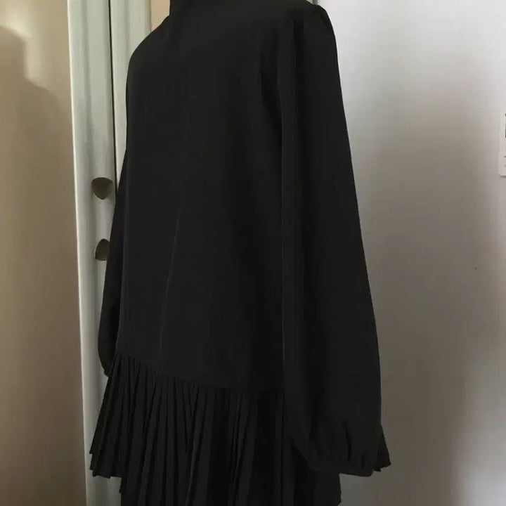 [SOLD OUT] 일본빈티지 블랙 플리츠 원피스 블라우스 언발 cos꼼데유니클로
