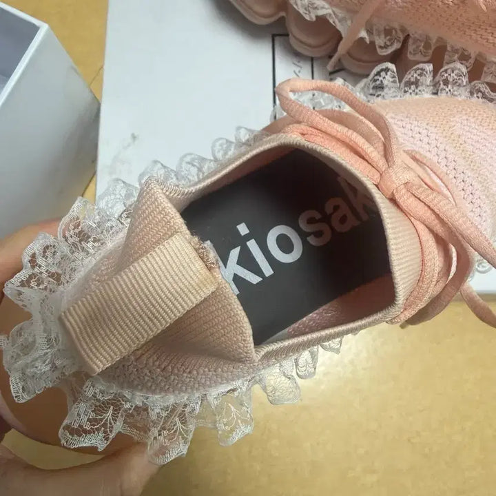 [BUNJANG] MIKIOSAKBE Lace Sneakers / MIKIOSAKBE 레이스 스니커즈