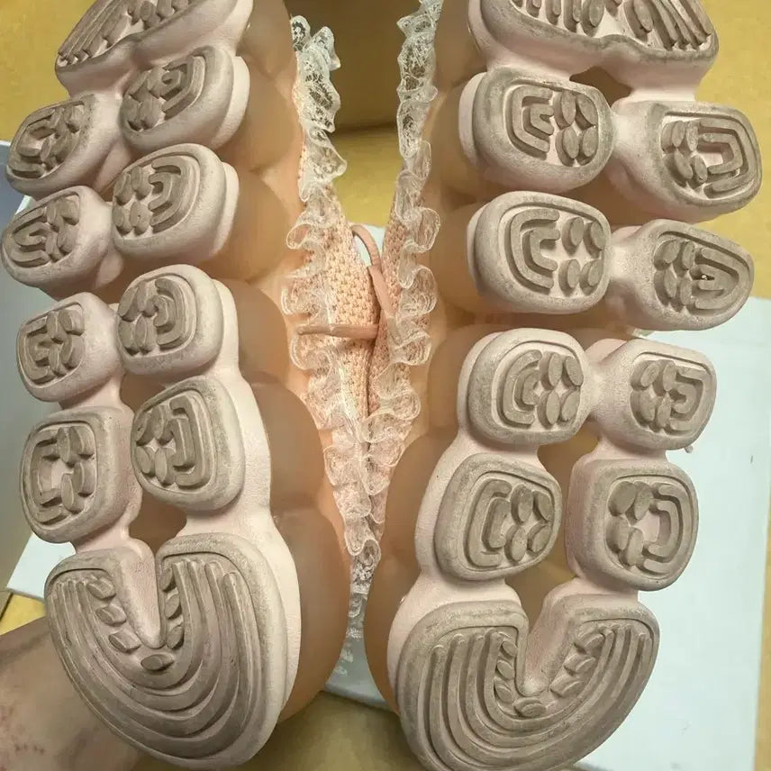 [BUNJANG] MIKIOSAKBE Lace Sneakers / MIKIOSAKBE 레이스 스니커즈