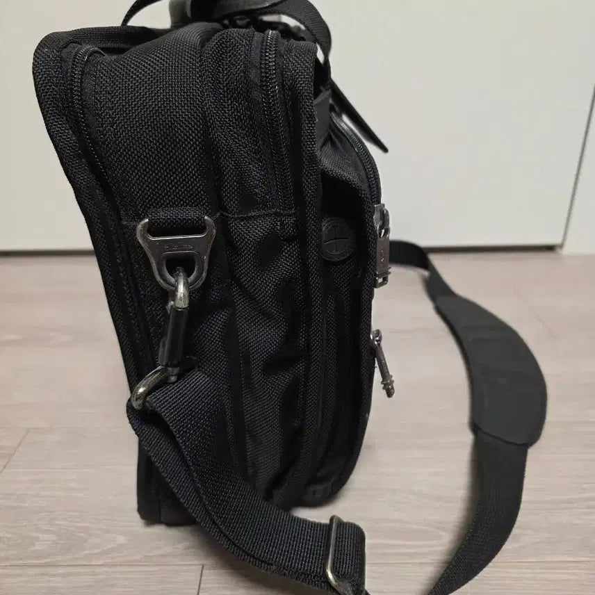[BUNJANG] TUMI Alpha Essential Brief Laptop Bag / 투미(TUMI) Alpha Essential Brief Laptop