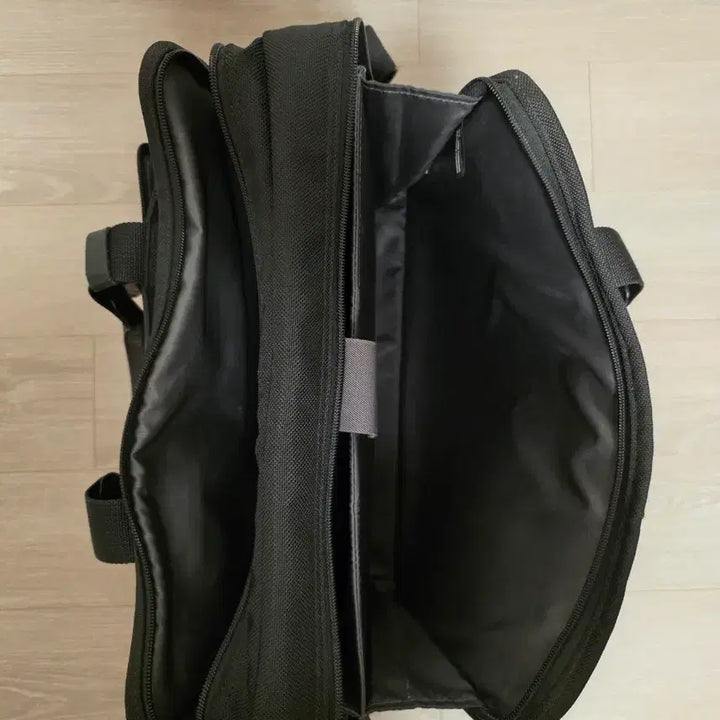 [BUNJANG] TUMI Alpha Essential Brief Laptop Bag / 투미(TUMI) Alpha Essential Brief Laptop
