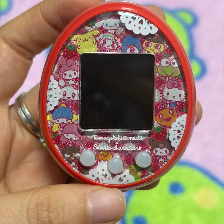 [BUNJANG] Tamagotchi Meets Sanrio Red DX Full Box / 다마고치 미츠 산리오 레드 DX 풀박 (생활기스o / 택포)