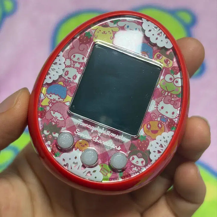 [BUNJANG] Tamagotchi Meets Sanrio Red DX Full Box / 다마고치 미츠 산리오 레드 DX 풀박 (생활기스o / 택포)