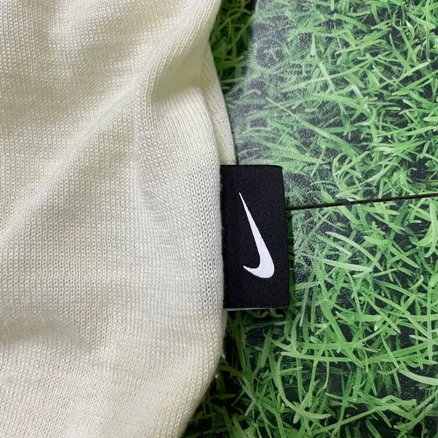 [BUNJANG] Nike Swoosh Knit Vest Ivory L Size / 나이키 스우시 니트 베스트 아이보리 L사이즈