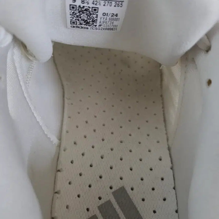 [SOLD OUT] 아디다스 화이트 메쉬 운동화