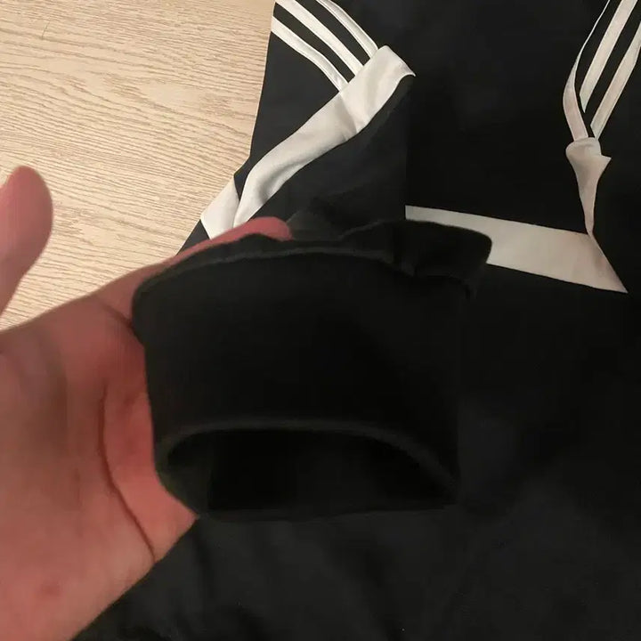 [BUNJANG] Adidas Itasca Track Top - Black / 아디다스 이타스카 트랙탑L 판매