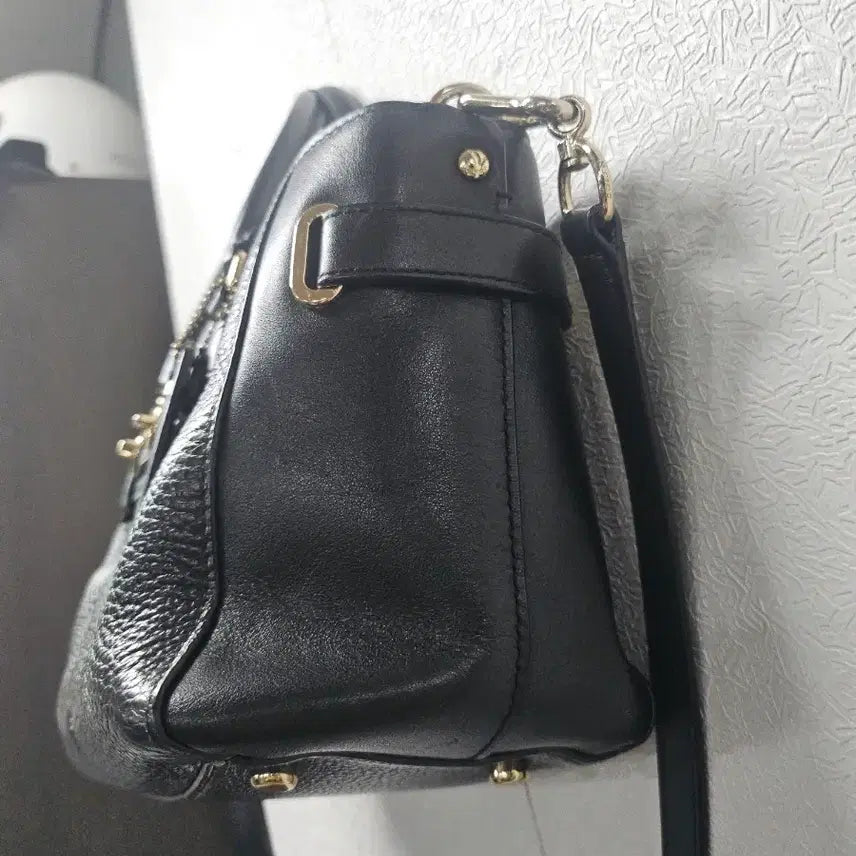[SOLD OUT] 코치 스웨거 27 인 페블 레더 크로스  토드백