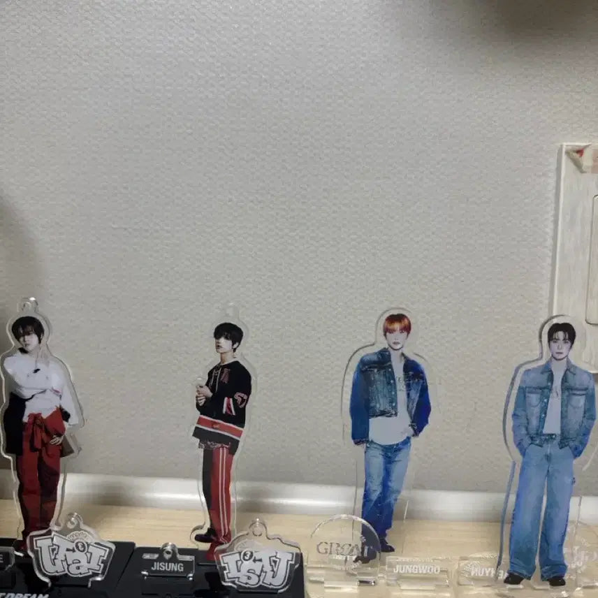 [BUNJANG] NCT Chenle Jisung Jungwoo Jaehyun Acrylic Stand / 천러 지성 정우 재현 아크릴스탠드