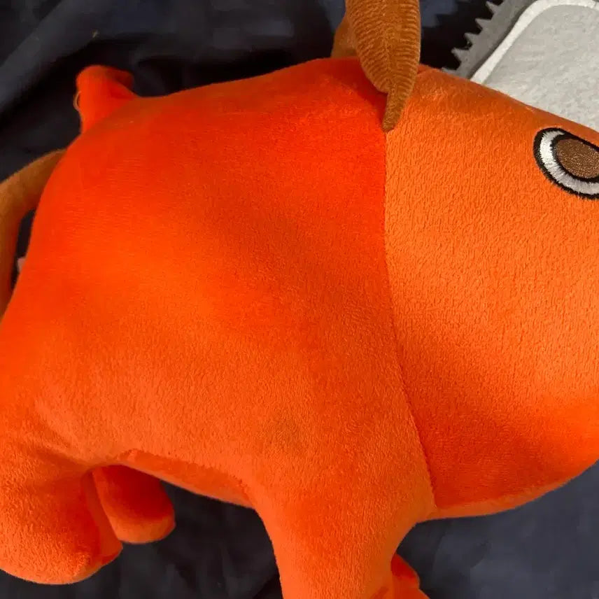[BUNJANG] Chainsaw Man Pochita Plush Doll / 체인소맨 포치타 인형 팝니다.