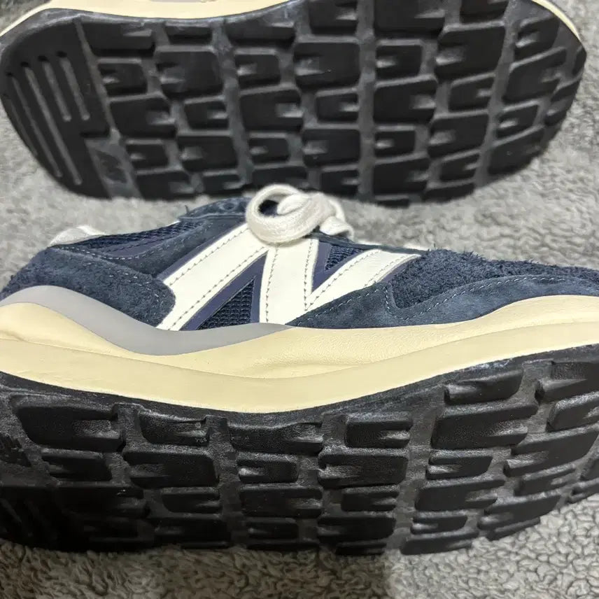 [SOLD OUT] 뉴발란스 5740 빈티지 럭스 이클립스 M5740VL