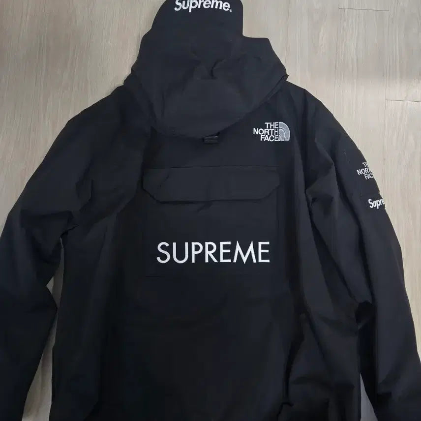 [BUNJANG] Supreme x The North Face Cargo Windbreaker Jacket / [M]슈프림 노스페이스 카고 바람막이