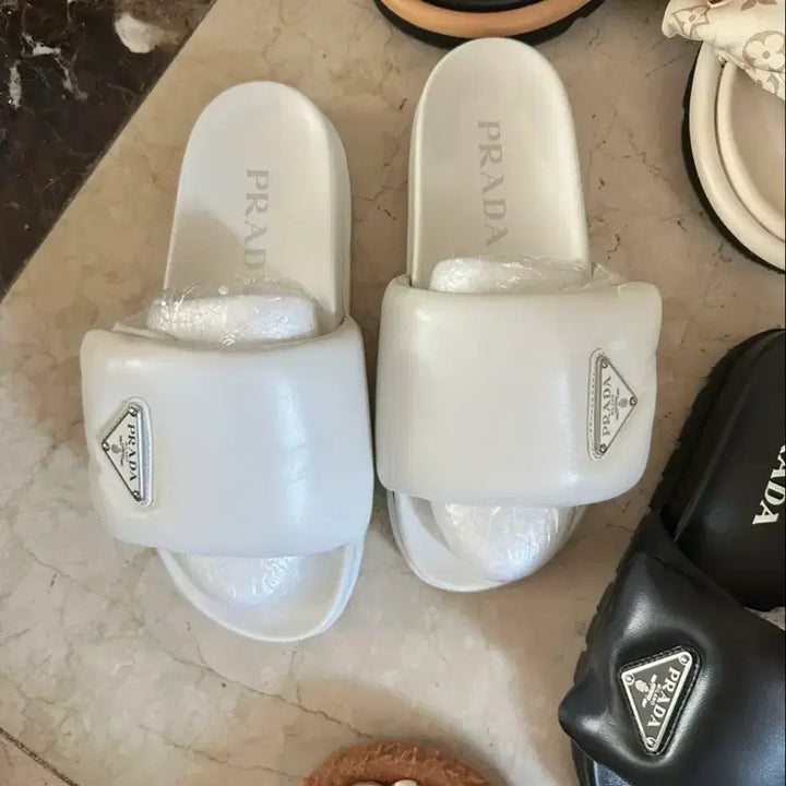 [BUNJANG] Prada Nappa Padded Triangle Logo Slippers / 프라다 나파패딩 삼각로고 슬리퍼 36 - 화이트