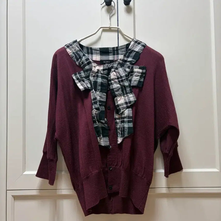 [BUNJANG] McGinn Check Neck Cardigan - Burgundy / McGinn 체크 넥 카디건 버건디