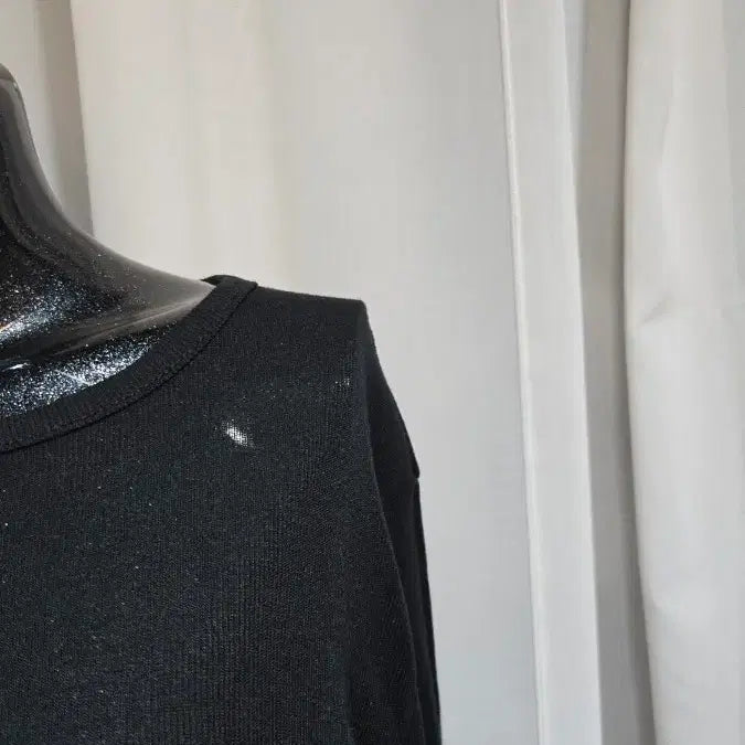 [BUNJANG] Black Thin Long Sleeve T-shirt / 블랙 얇은 긴팔