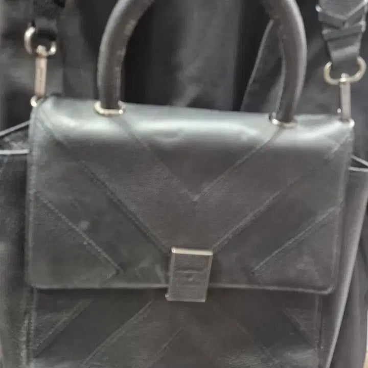 [BUNJANG] Black Leather Shoulder Tote Bag / 블랙 가죽 숄더백 토트백