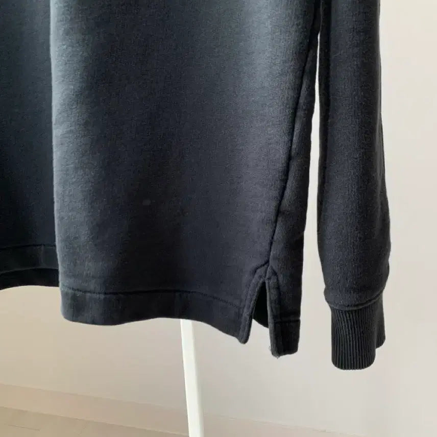 [SOLD OUT] 컨셉원 맨투맨 블랙 L사이즈