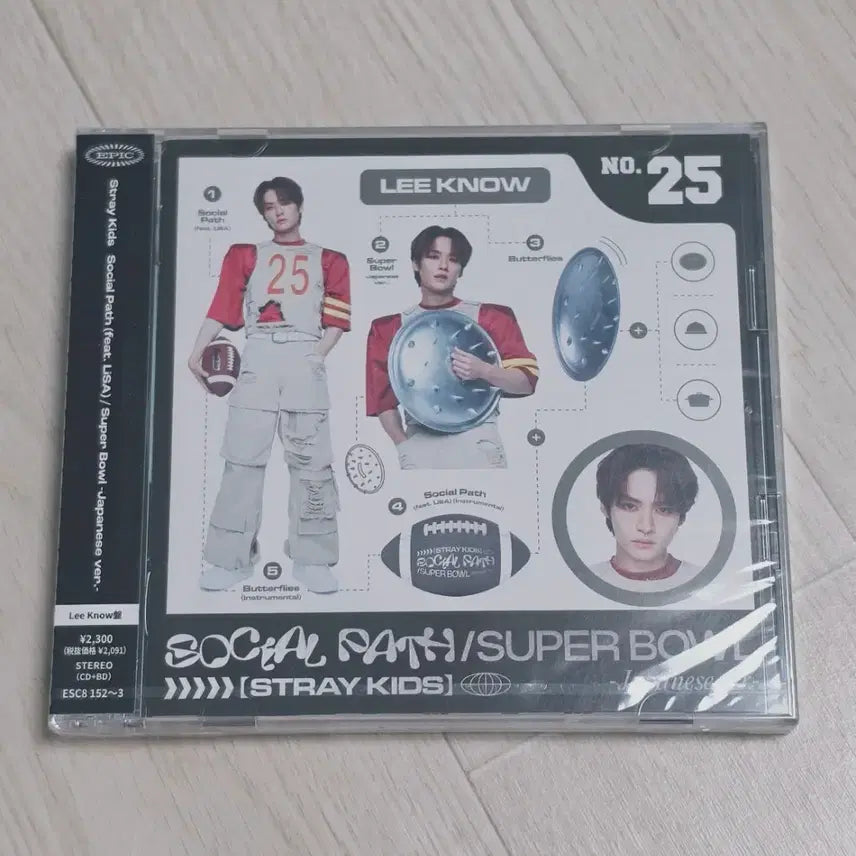 [BUNJANG] Stray Kids Lee Know Super Bowl FC Version Album / 스트레이키즈 일본 Super Bowl 소셜패스 FC반 리노 미개봉 앨범