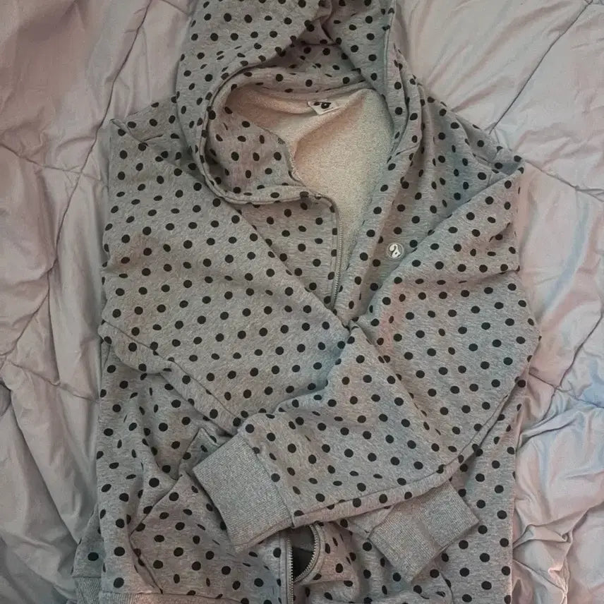 [BUNJANG] Dot Pattern Hooded Zip-up Jacket / 도트후드집업팔아요