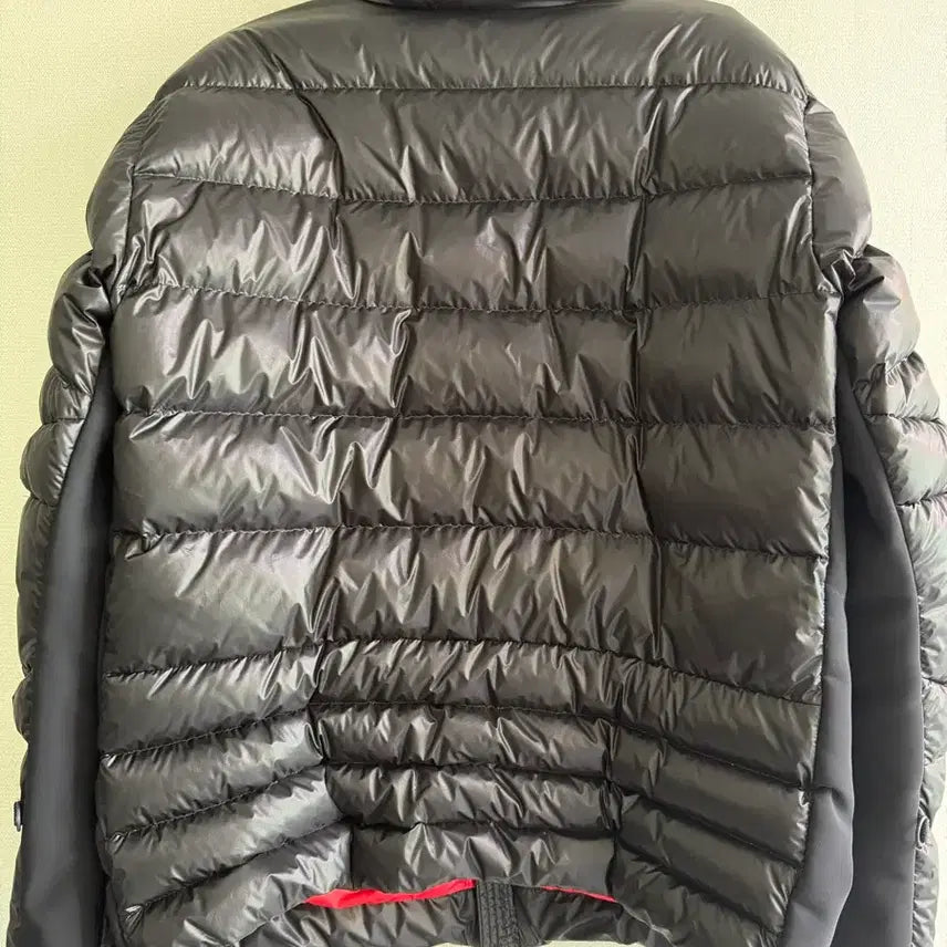 [SOLD OUT] 몽클레어 블랙 패딩 4사이즈